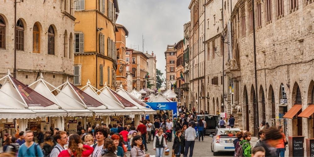 Italia in autunno come un local: mangiare cioccolato
